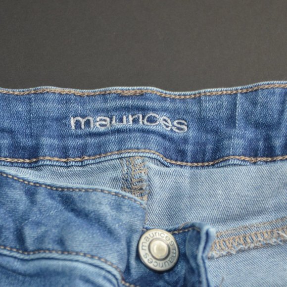Maurices Size Large Regular Jeans - Picture 10 of 10